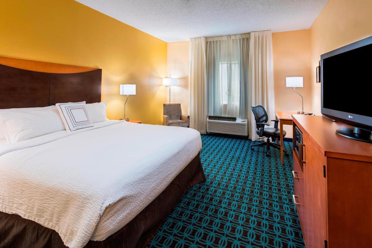 Fairfield Inn And Suites St Petersburg Clearwater Pinellas Park Εξωτερικό φωτογραφία