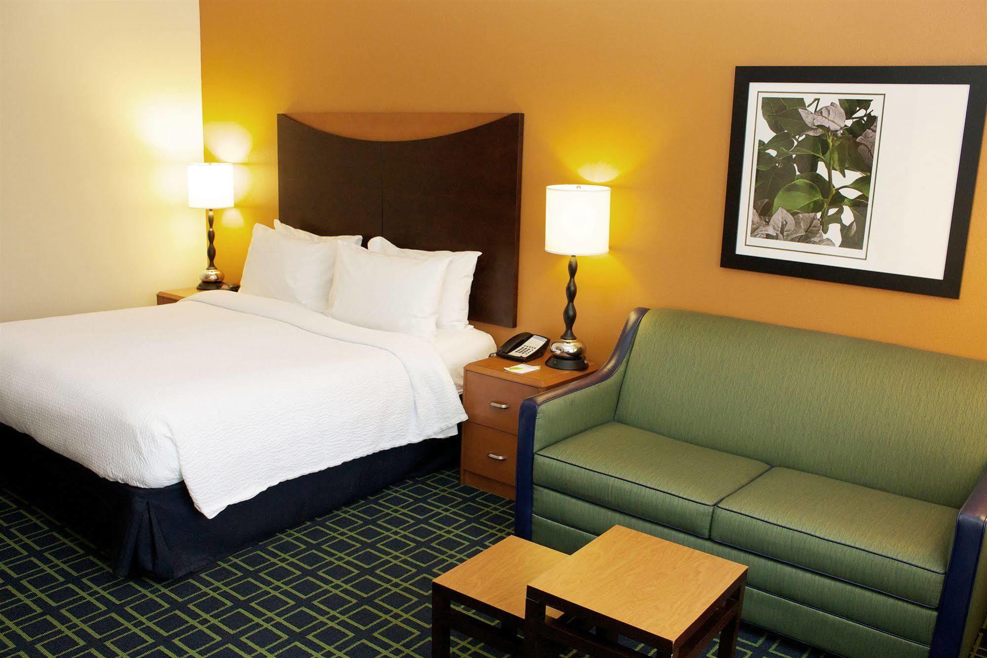 Fairfield Inn And Suites St Petersburg Clearwater Pinellas Park Εξωτερικό φωτογραφία